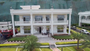 500 Crore Palace.