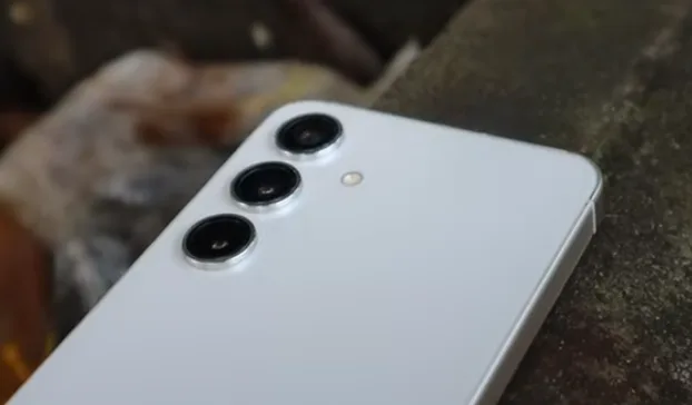 Samsung Galaxy S24 FE